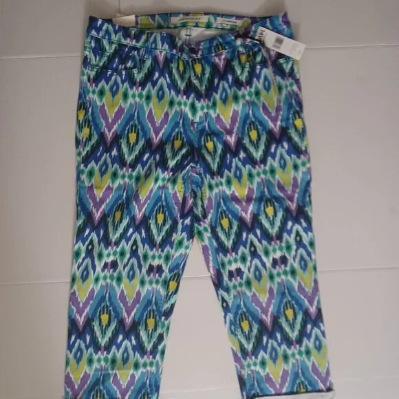 JONES NEW YORK CITY CUFFED CAPRI PANTS - Picture 11 of 15